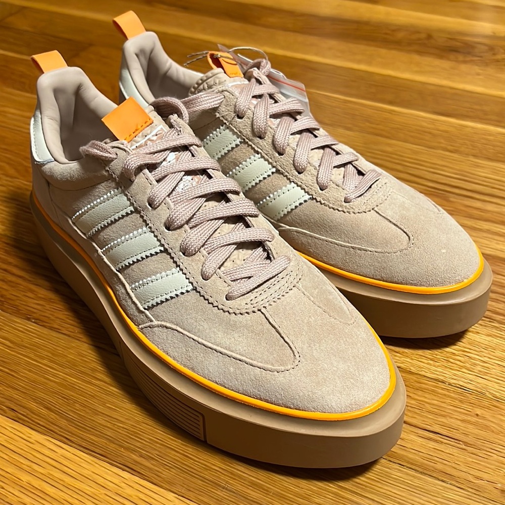 Adidas Super Sleek Womens size 8